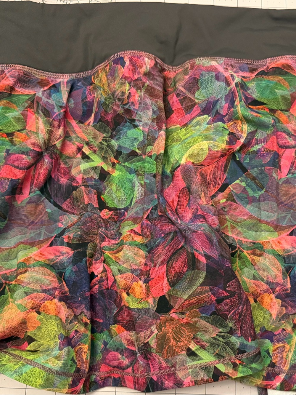Lululemon Pace Rival Mid-Rise Skirt Long Size 16 Floral Multi Athletic Skort